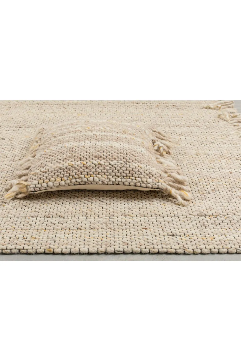 Beige Area Rug 5’ x 7’5" | Zuiver Frills