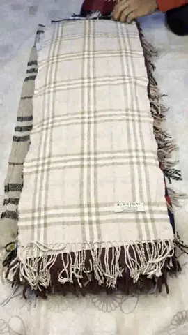 Burberry/ Polo/ Barbour scarves 38 piece