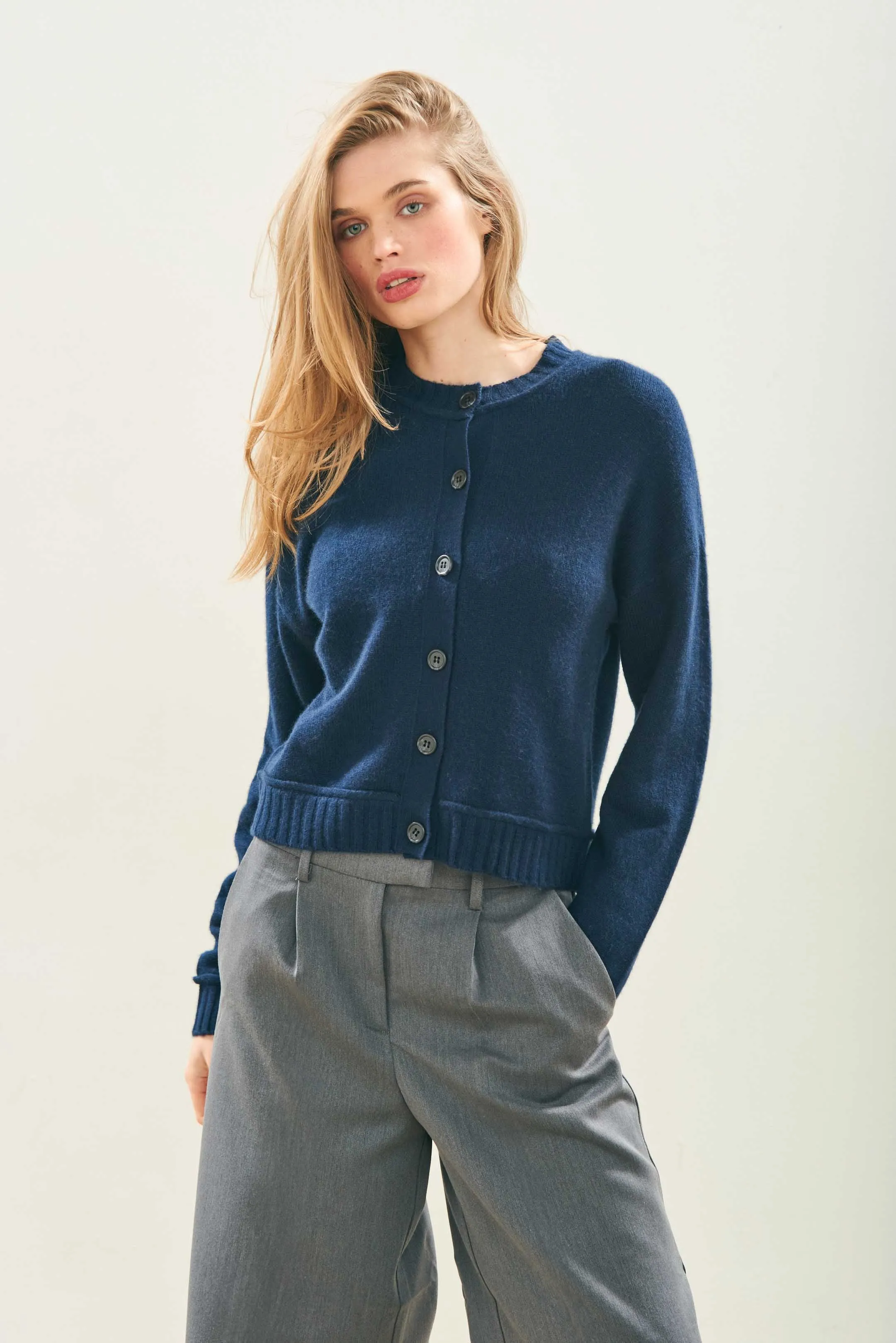 Cashmere Boxy Crew Cardigan in Navy