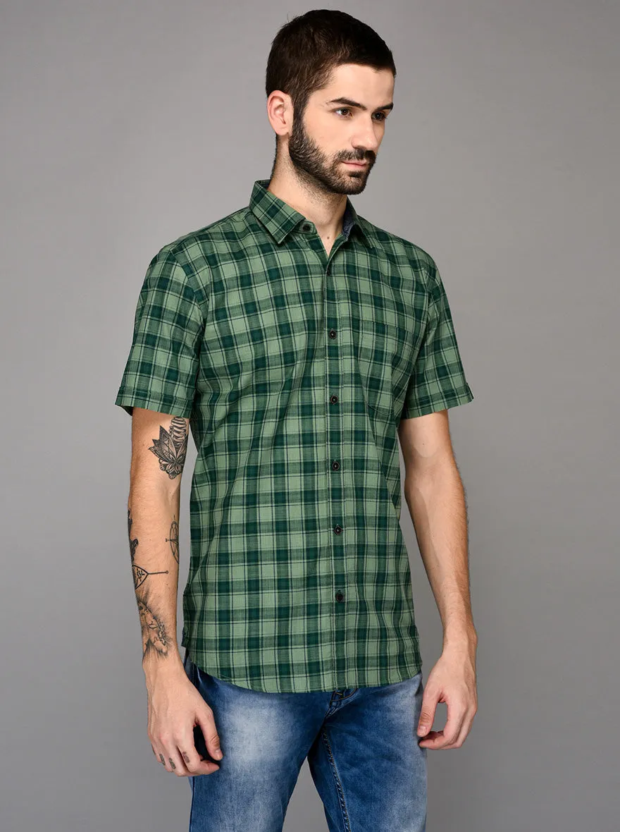 Green Checked Slim Fit Casual Shirt | JadeBlue