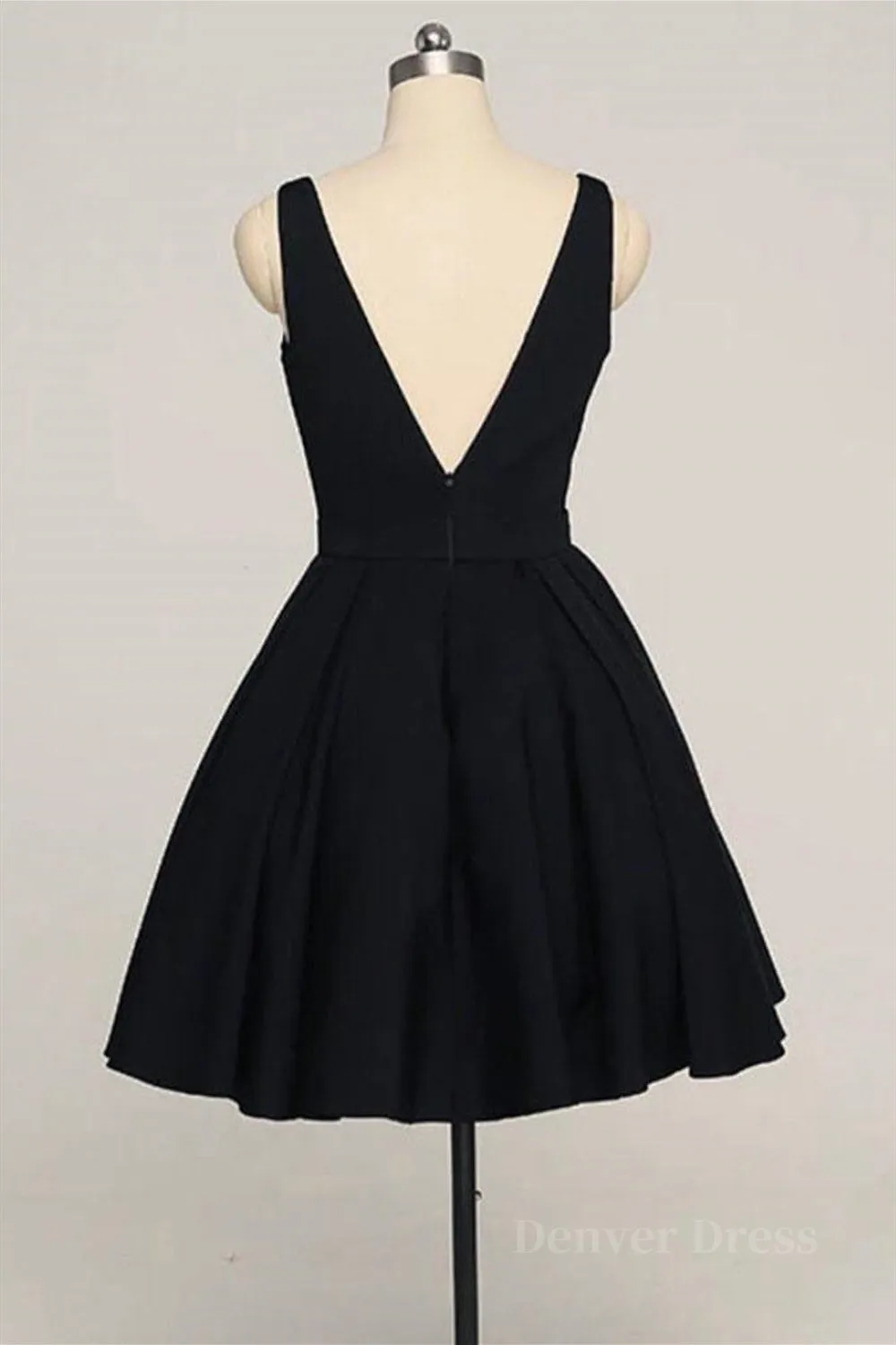 V Neck Open Back Short Black Prom Dresses, V Neck Black Homecoming Dresses, Black Formal Evening Dresses