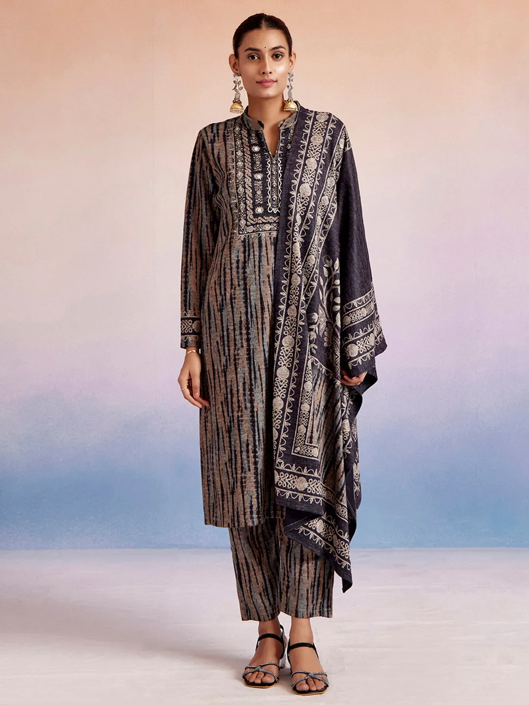 Woolen Printed Kurta Set With Dupatta