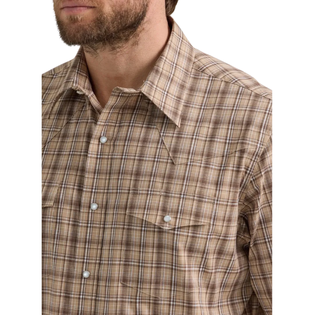 Wrangler Men's Wrinkle Resist Coffee Plaid Shirt